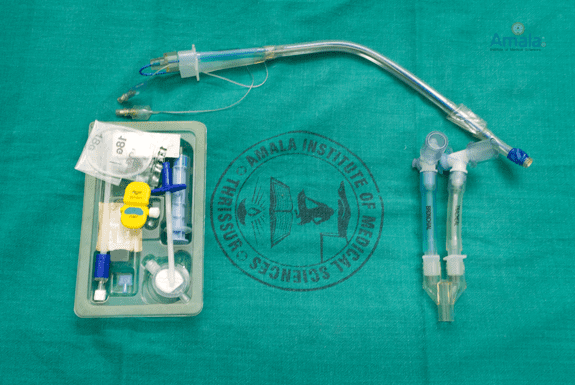 Double lumen ET tube used for one lung ventilation